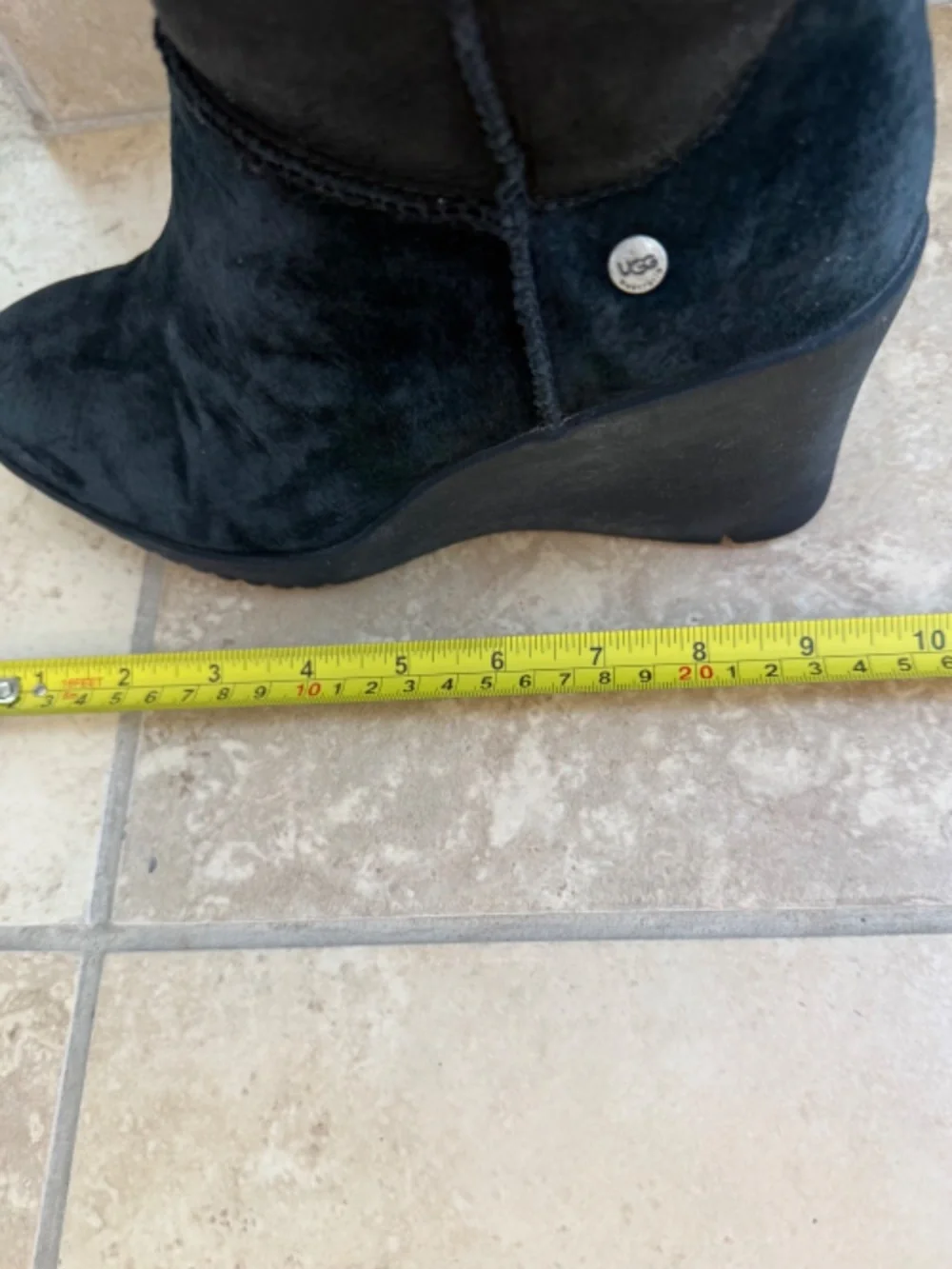 UGG Australia Joslyn Black Suede Fur Cuff Wedge Boots Sz 9, Wear Up or Down Sz 9